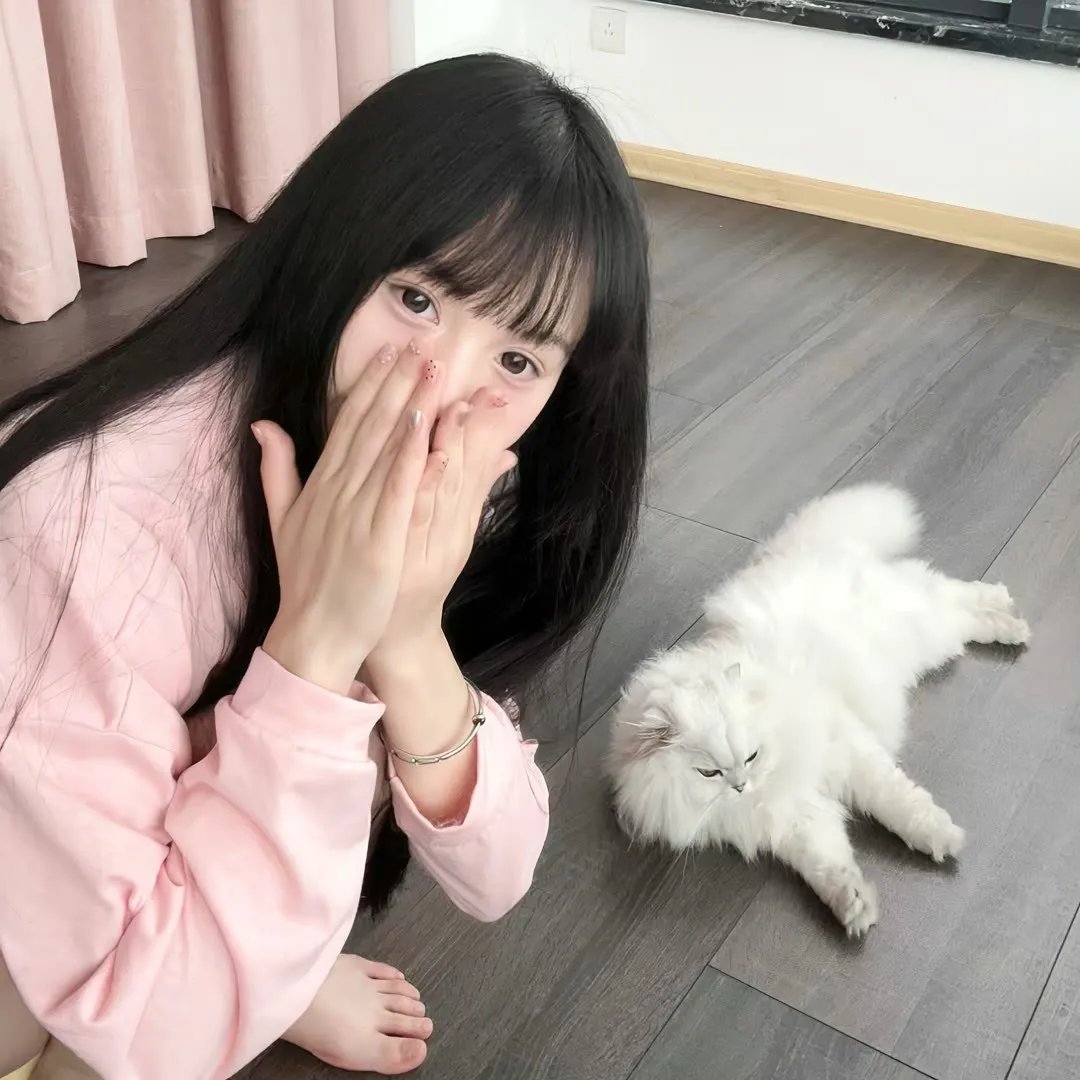 秋霞